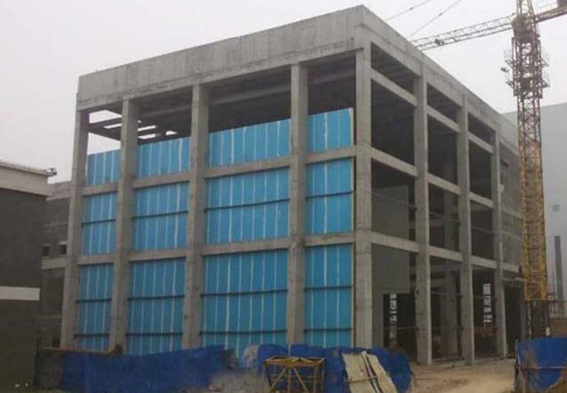 超高、低温实验舱